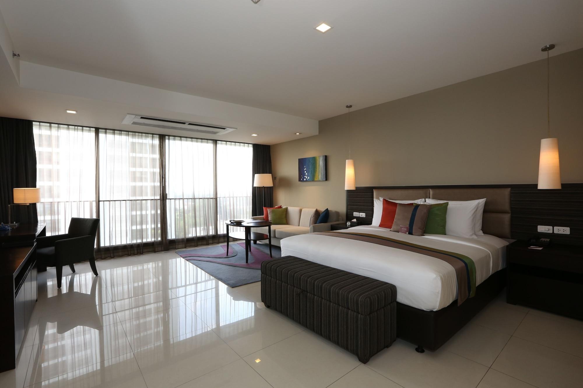 Bangna Pride Hotel & Residence Bangkok Buitenkant foto