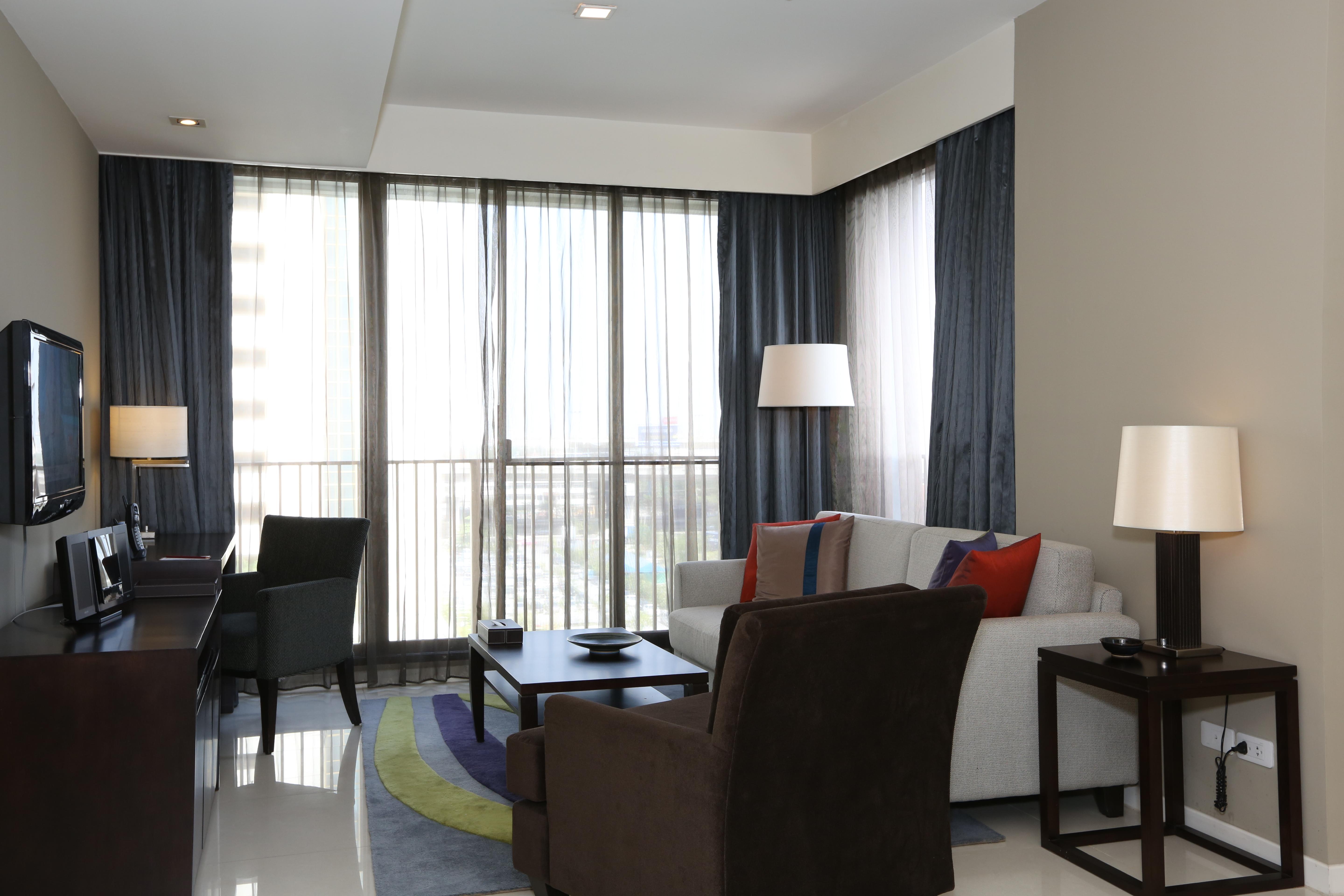 Bangna Pride Hotel & Residence Bangkok Buitenkant foto