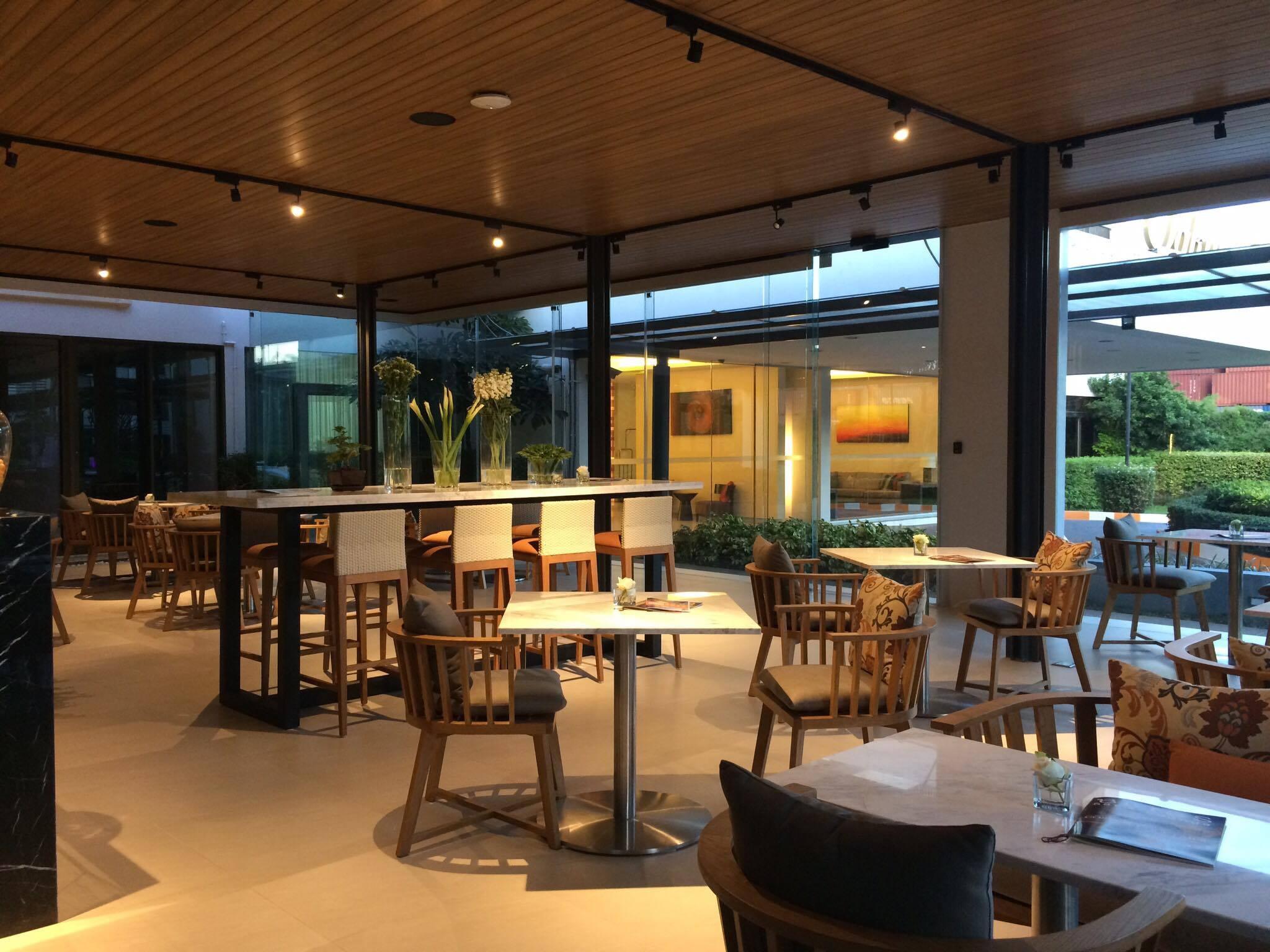 Bangna Pride Hotel & Residence Bangkok Buitenkant foto