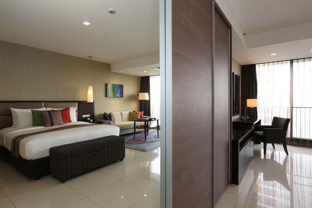 Bangna Pride Hotel & Residence Bangkok Buitenkant foto