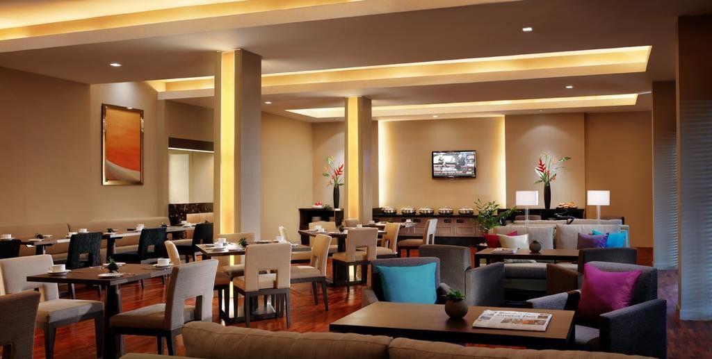 Bangna Pride Hotel & Residence Bangkok Buitenkant foto